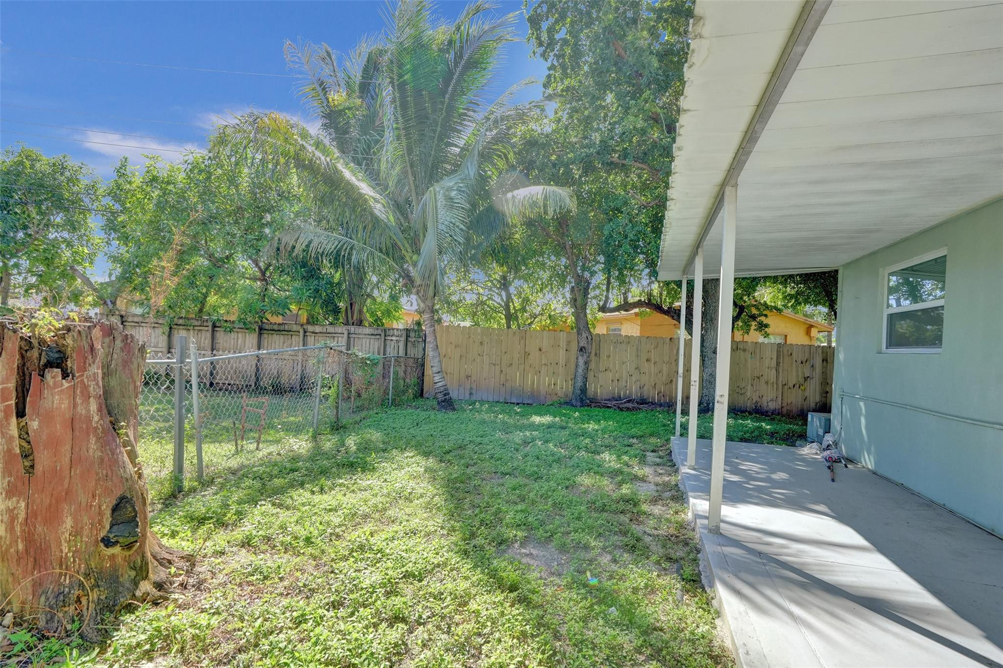 260 Ne 41st Street Property Photo 36