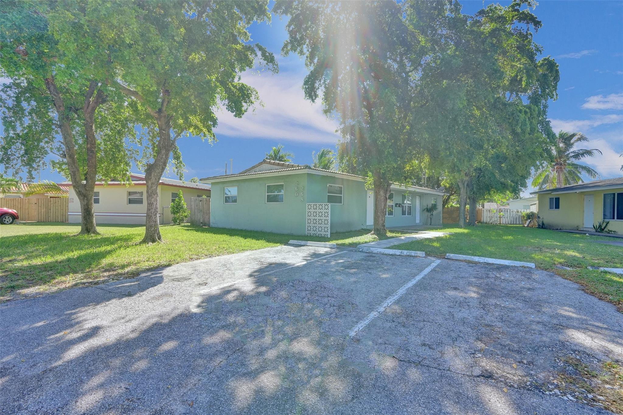 260 Ne 41st Street Property Photo 41