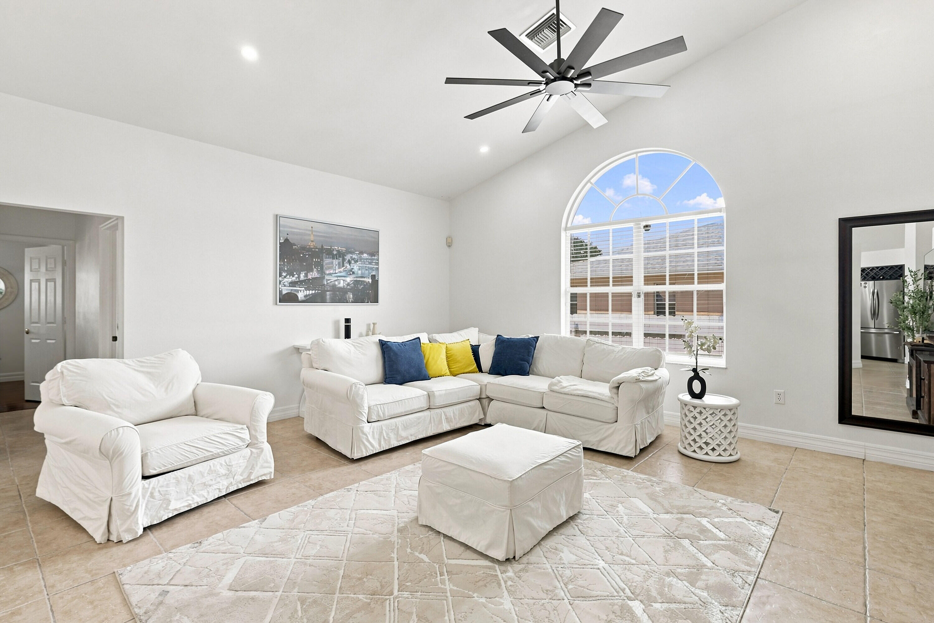 680 Manhattan Street E Property Photo 18