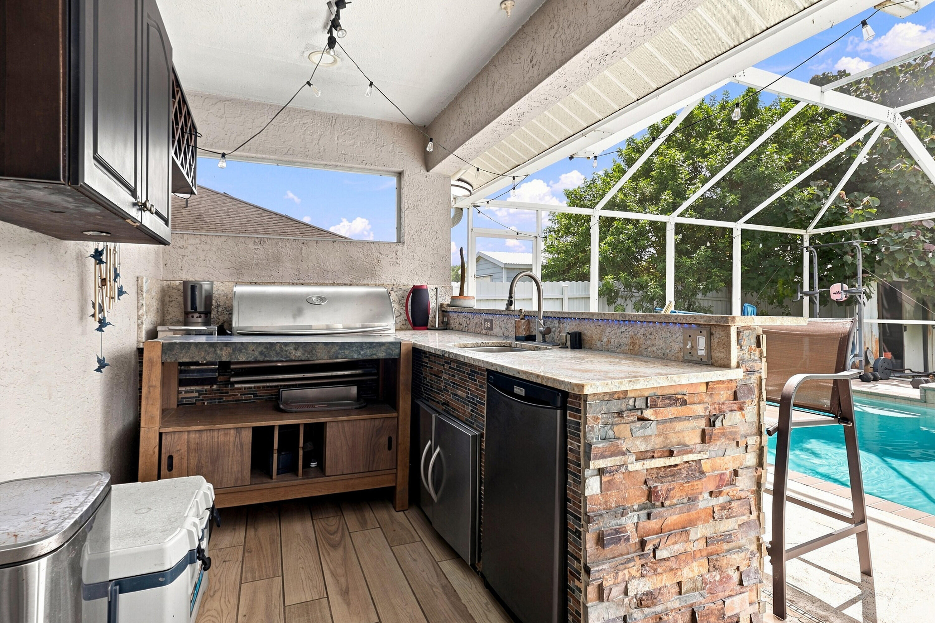 680 Manhattan Street E Property Photo 36