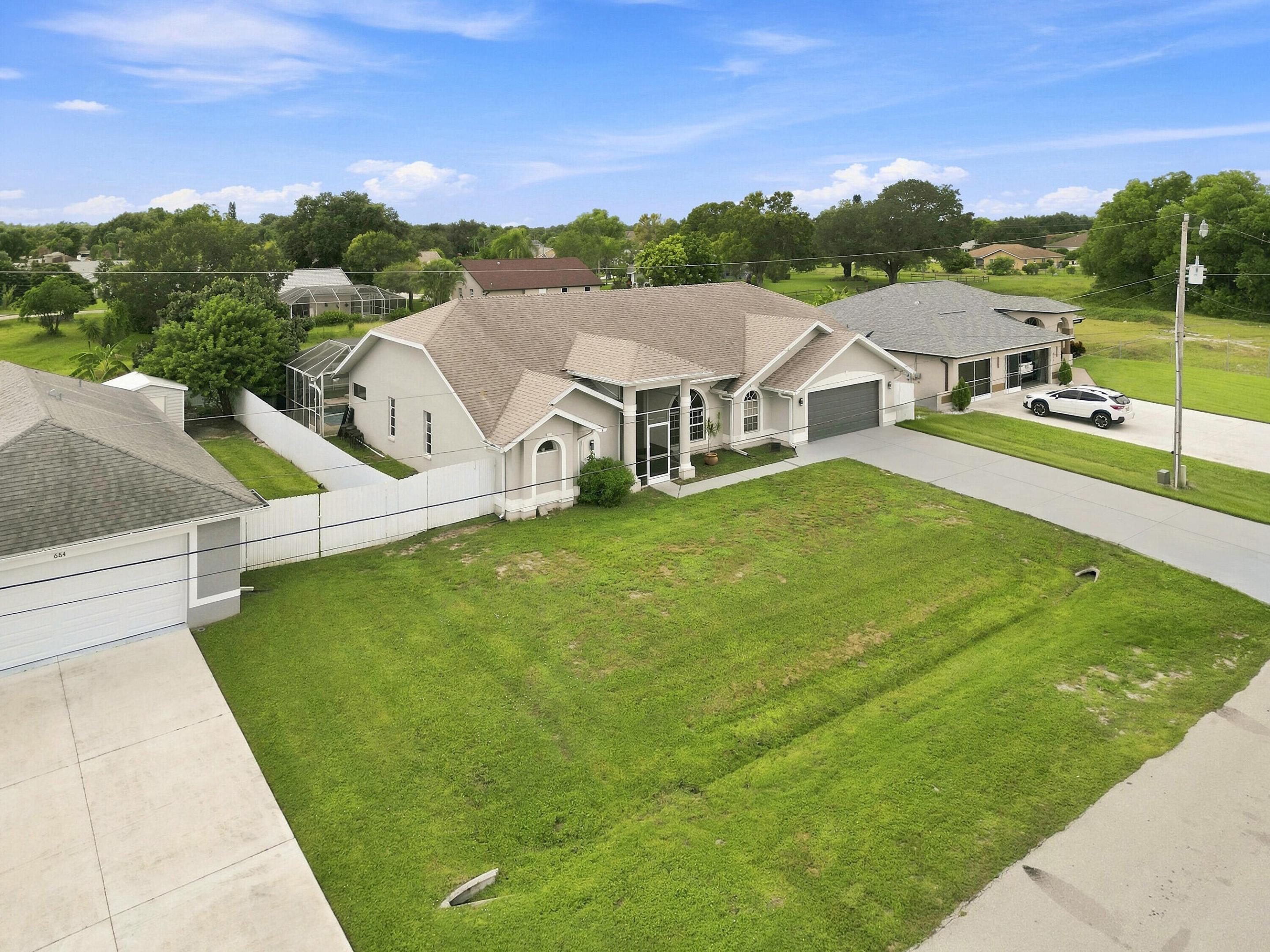 680 Manhattan Street E Property Photo 42