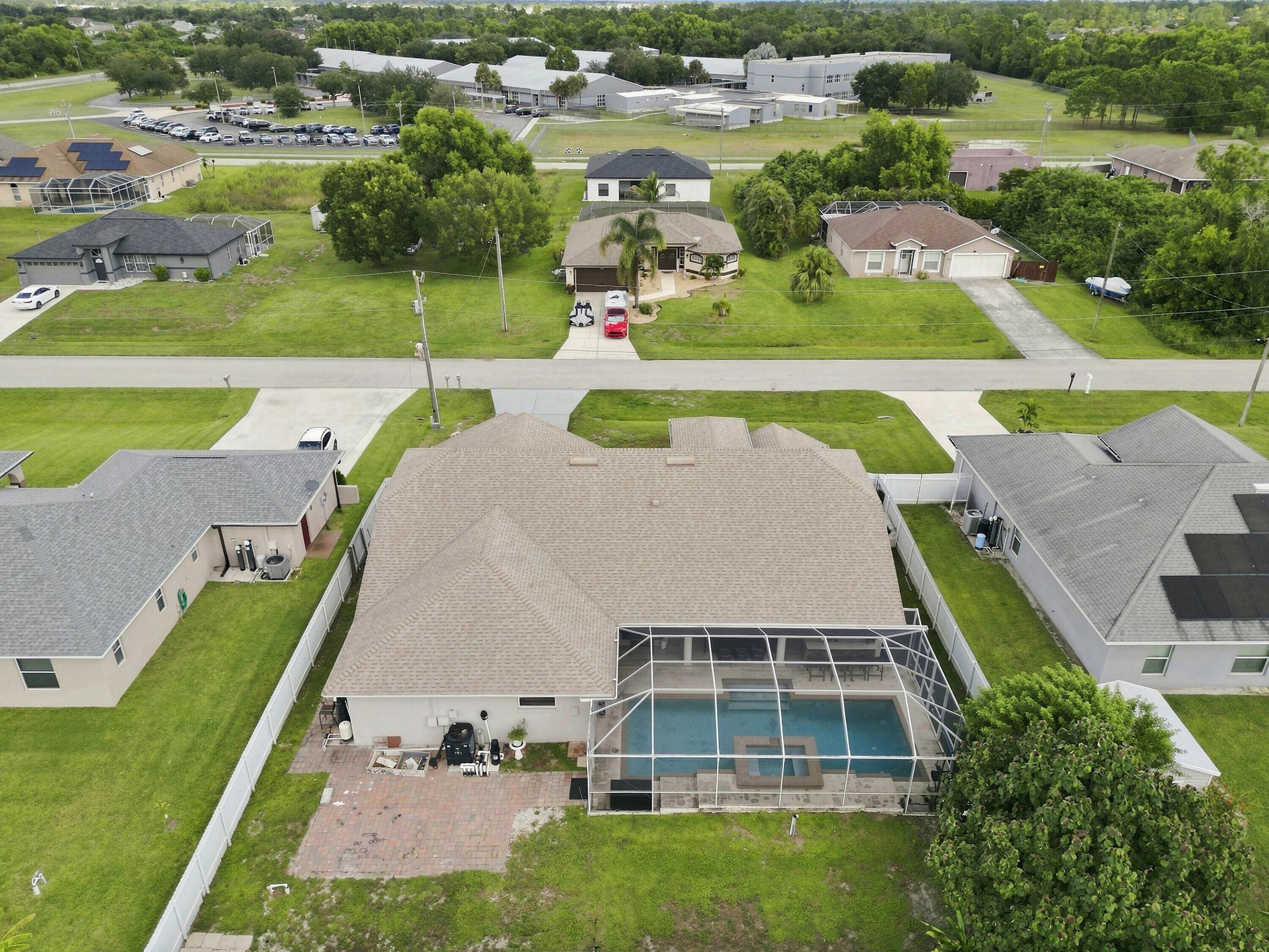 680 Manhattan Street E Property Photo 44