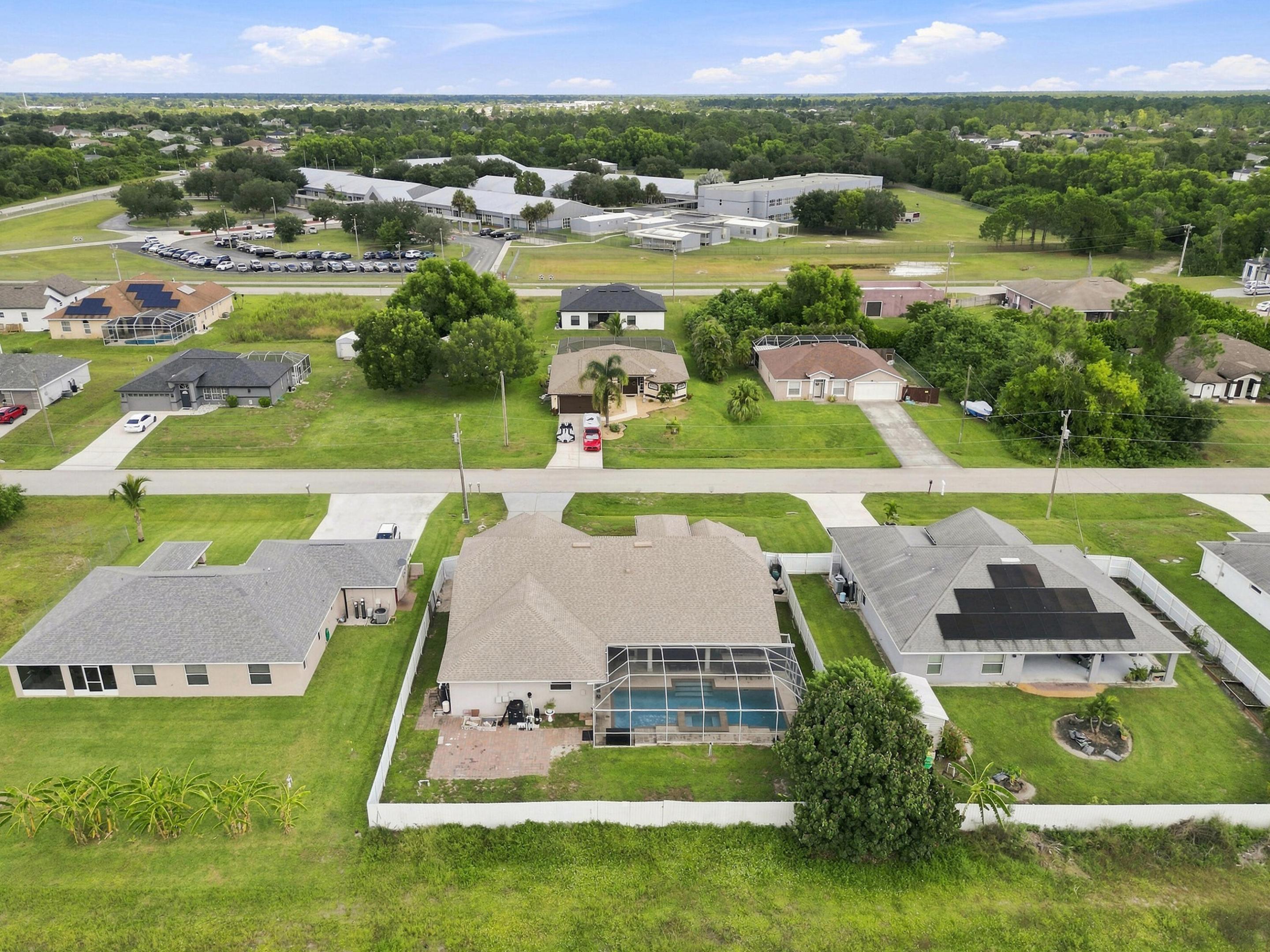 680 Manhattan Street E Property Photo 48