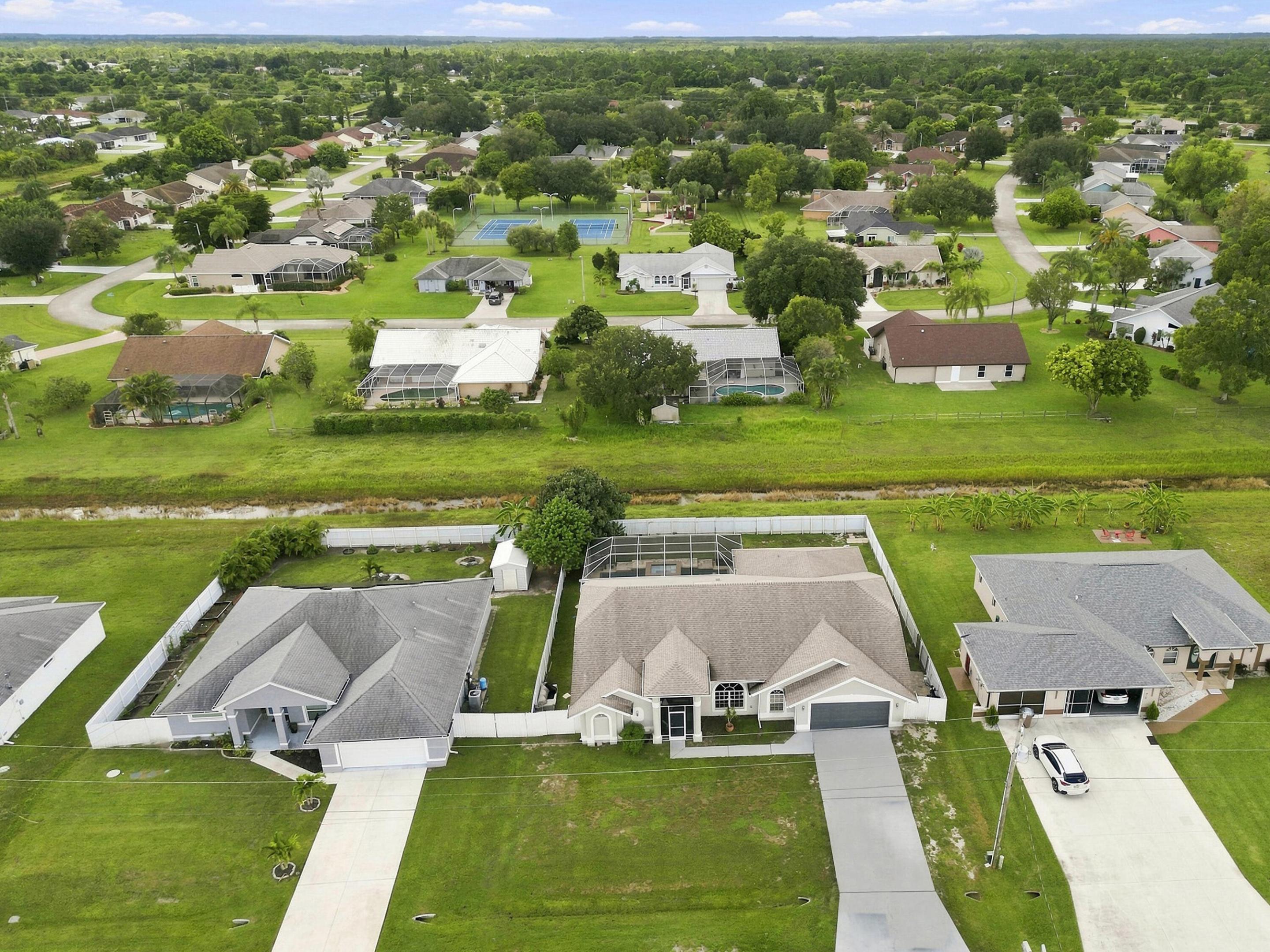 680 Manhattan Street E Property Photo 49