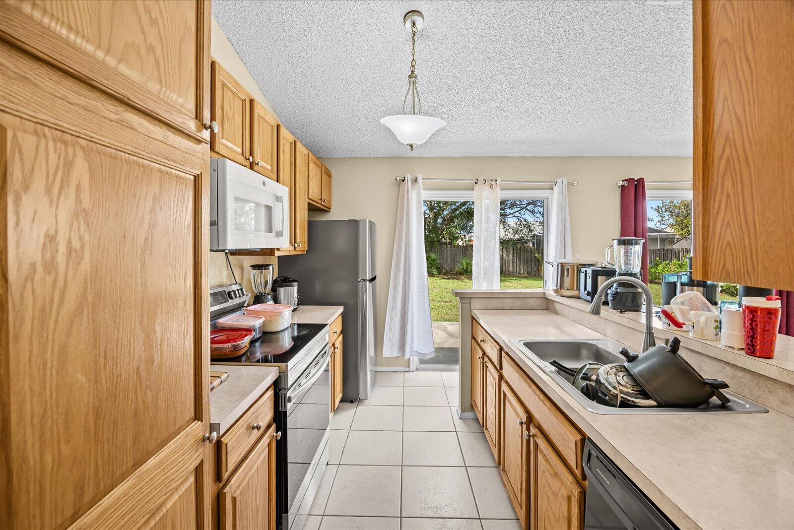 1155 Sw Alexandria Avenue Property Photo 12