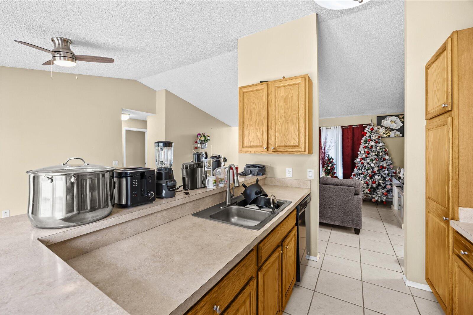 1155 Sw Alexandria Avenue Property Photo 14