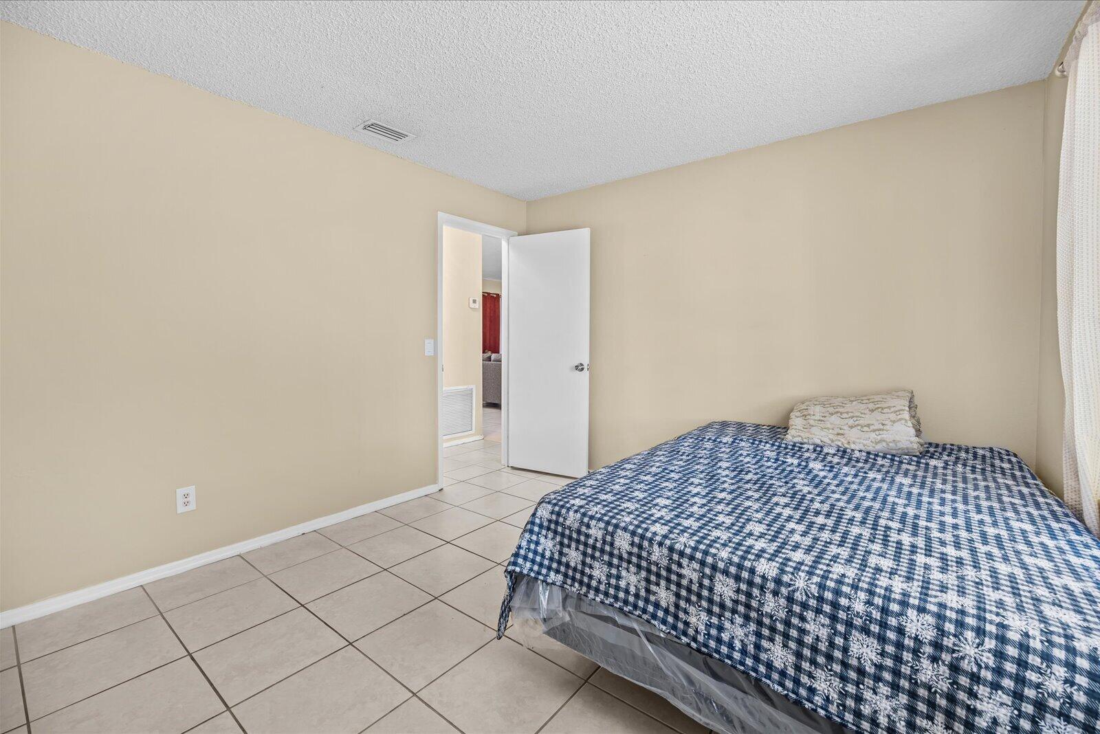 1155 Sw Alexandria Avenue Property Photo 19