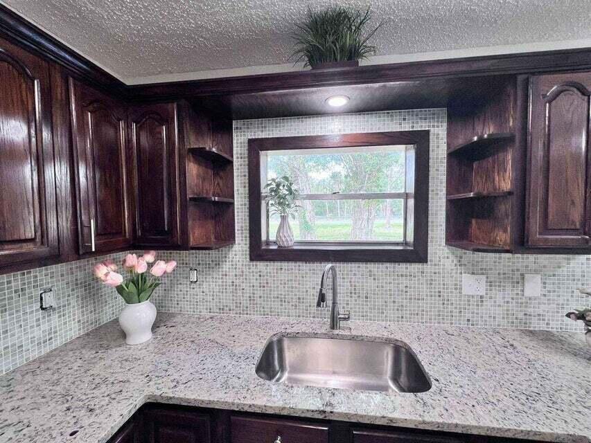 2410 S Brocksmith Road Property Photo 8