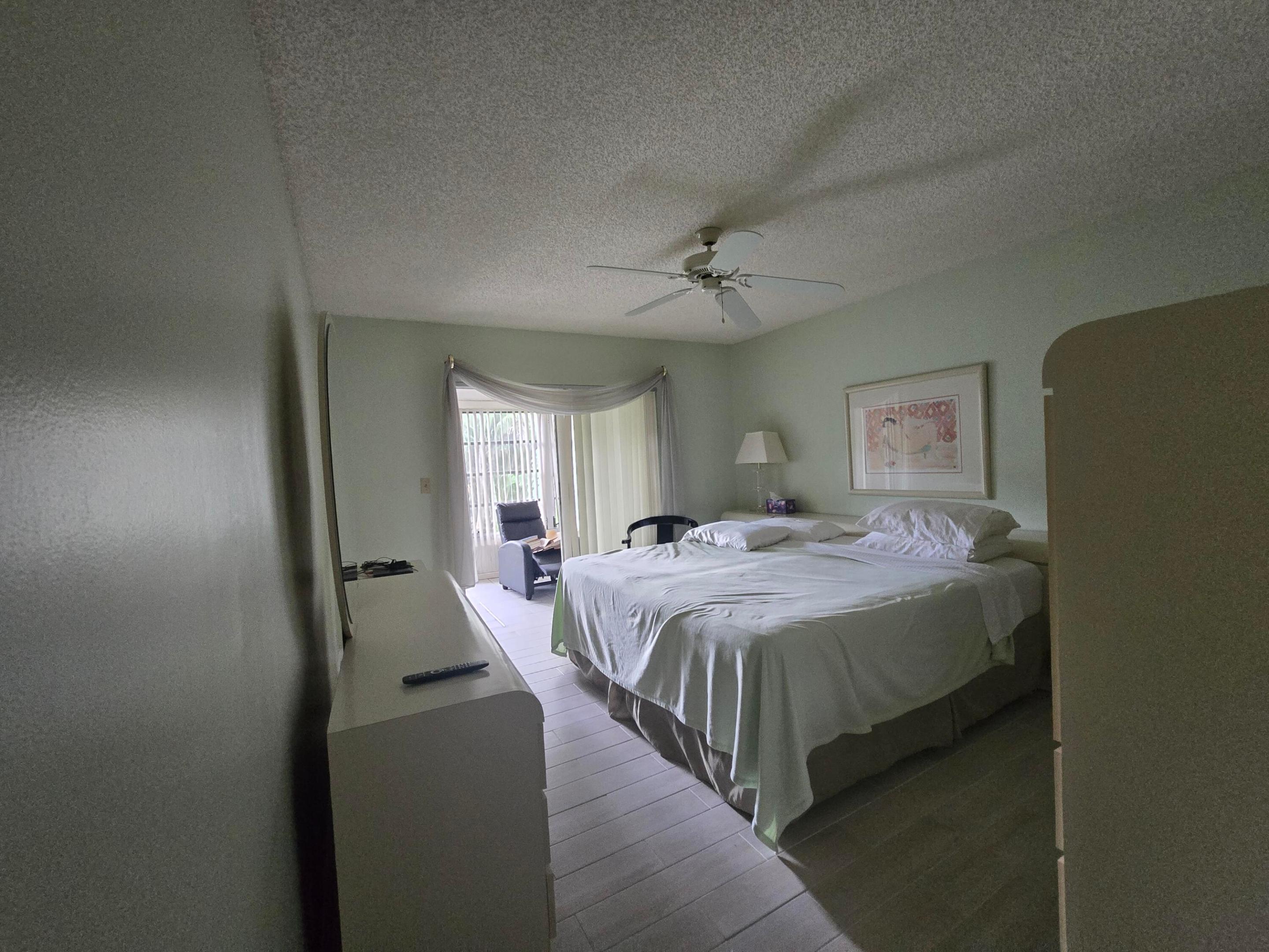 18721 Schooner Drive Property Photo 10