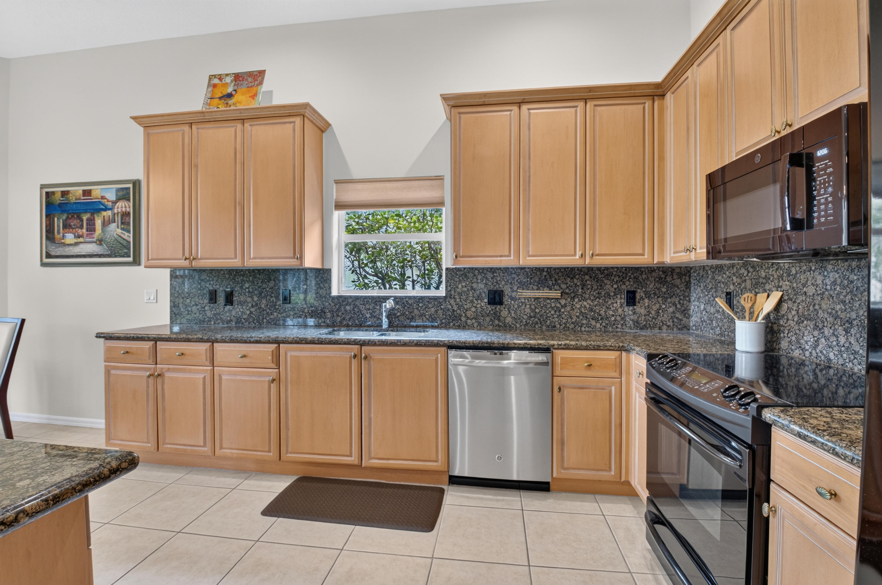 6561 Pisano Drive Property Photo 27