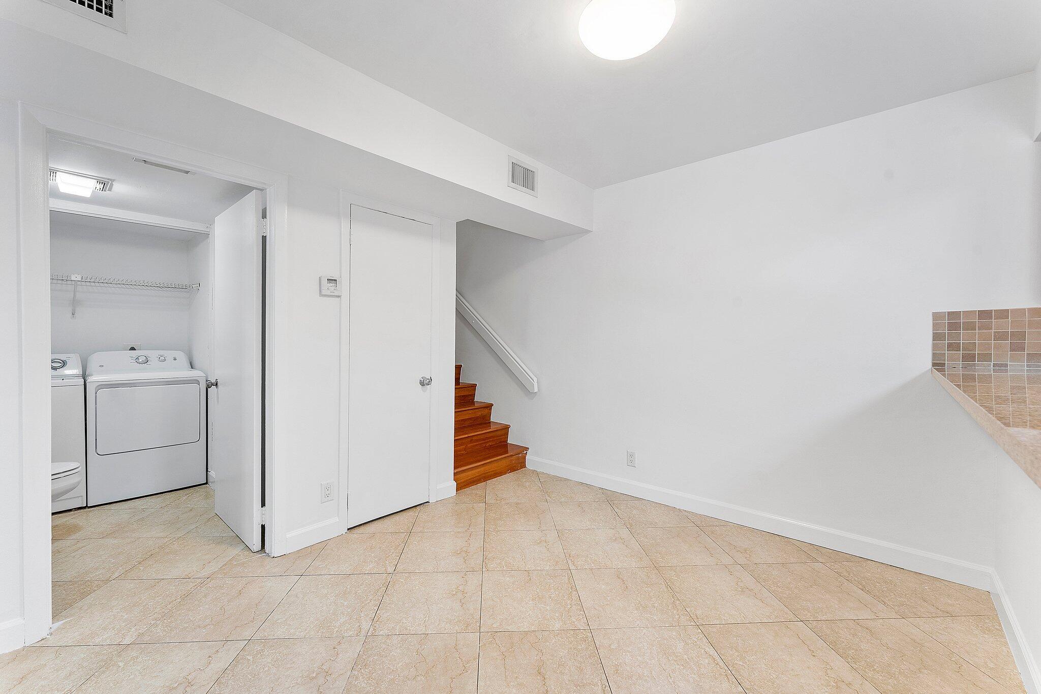 8195 Severn Drive A Property Photo 11