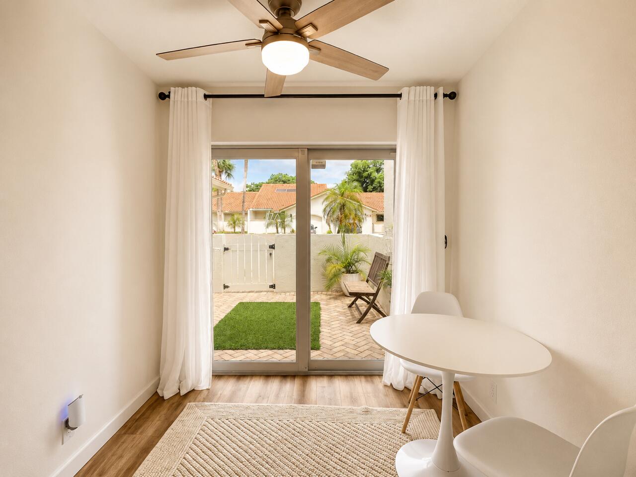 21596 Coronado Avenue Property Photo 14