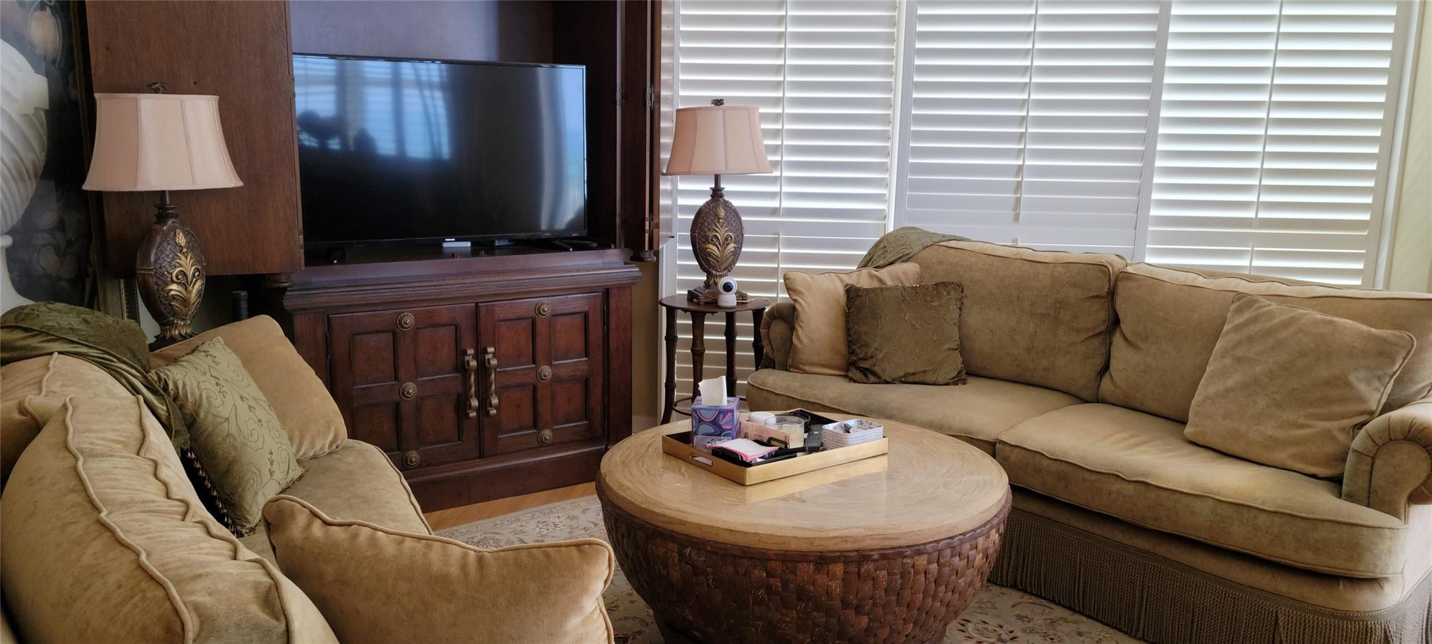 2080 S Ocean Drive 902 Property Photo 6