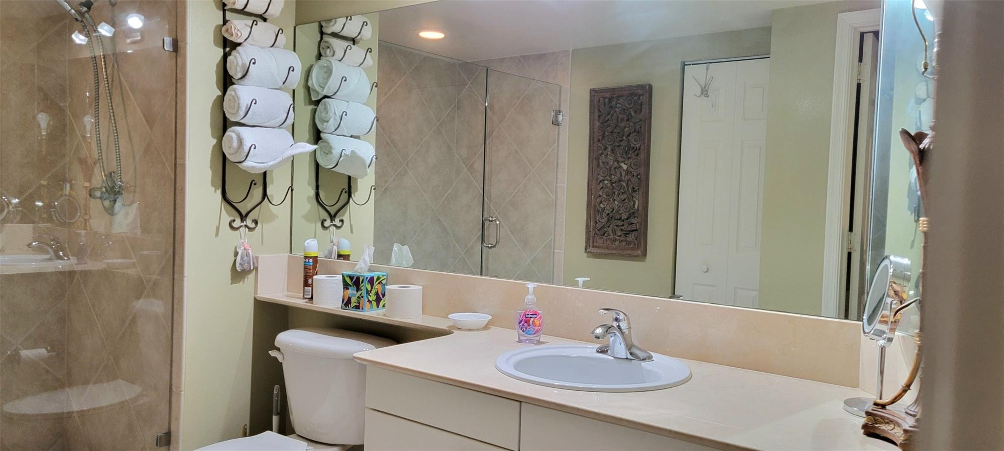 2080 S Ocean Drive 902 Property Photo 9