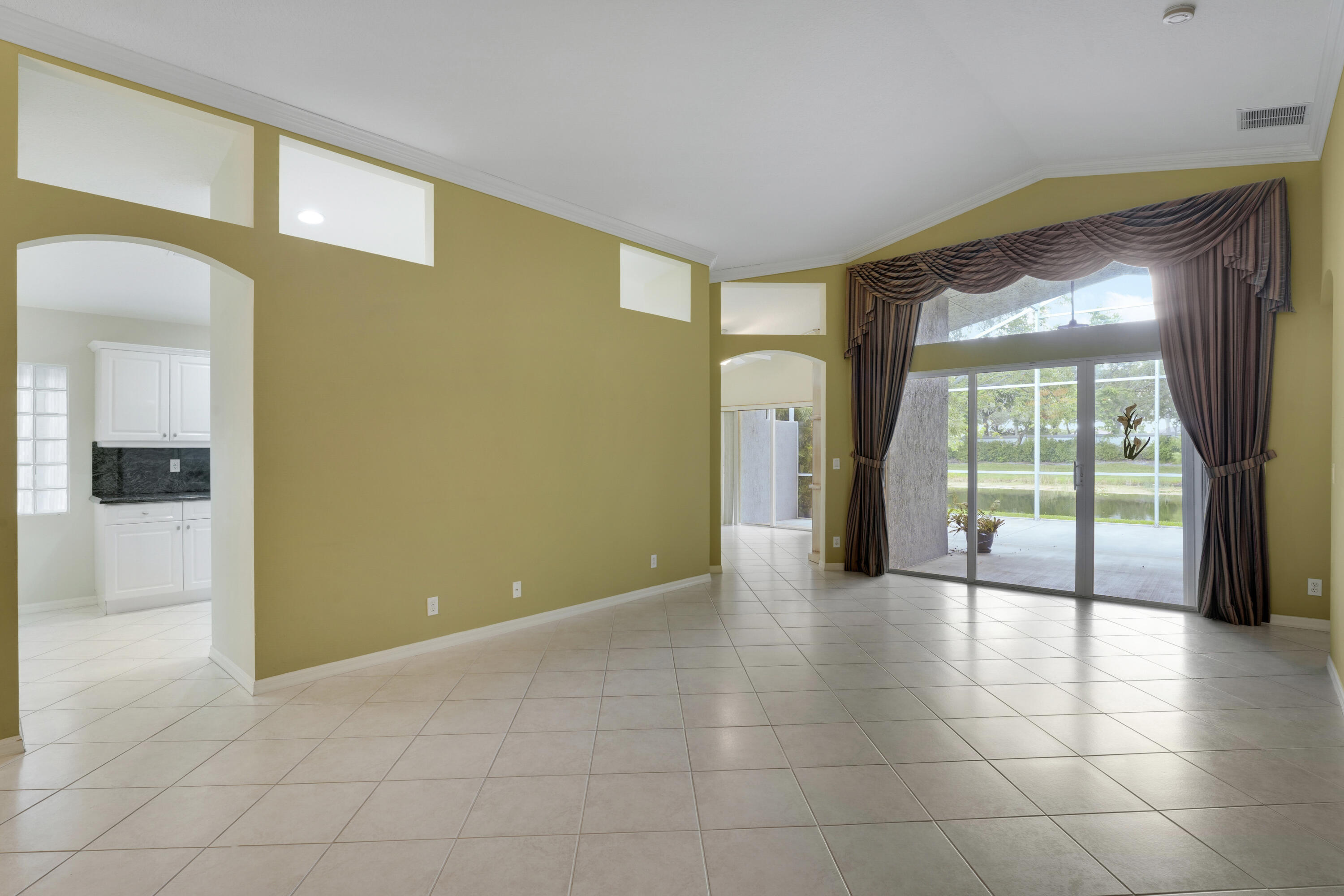6806 Rienzo Street Property Photo 12