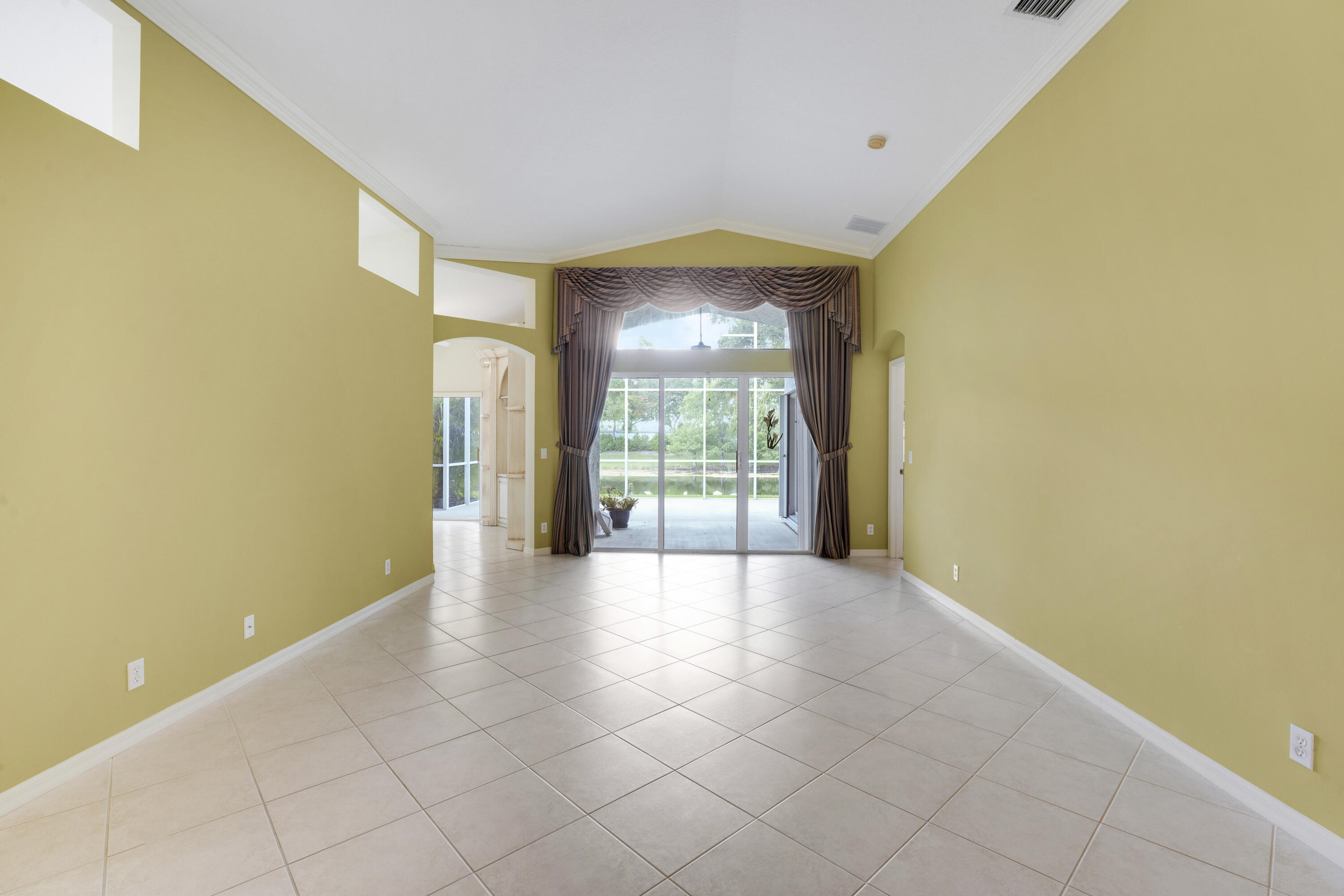 6806 Rienzo Street Property Photo 13