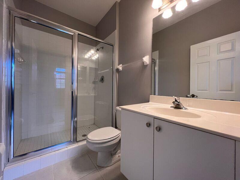 117 Lighthouse Circle J Property Photo 7