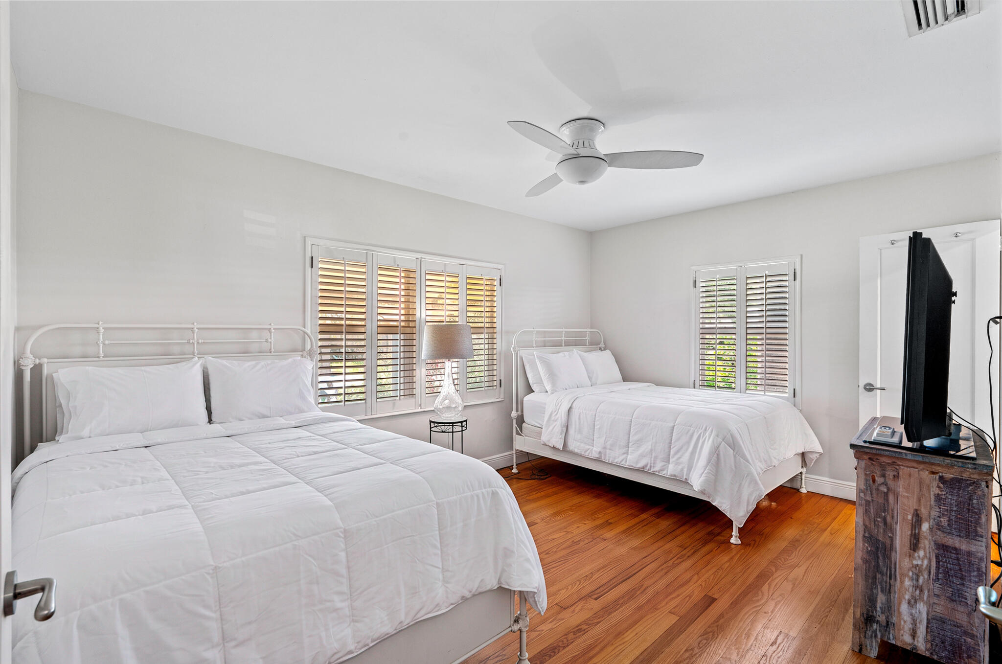 627 Solar Isle Drive Property Photo 14