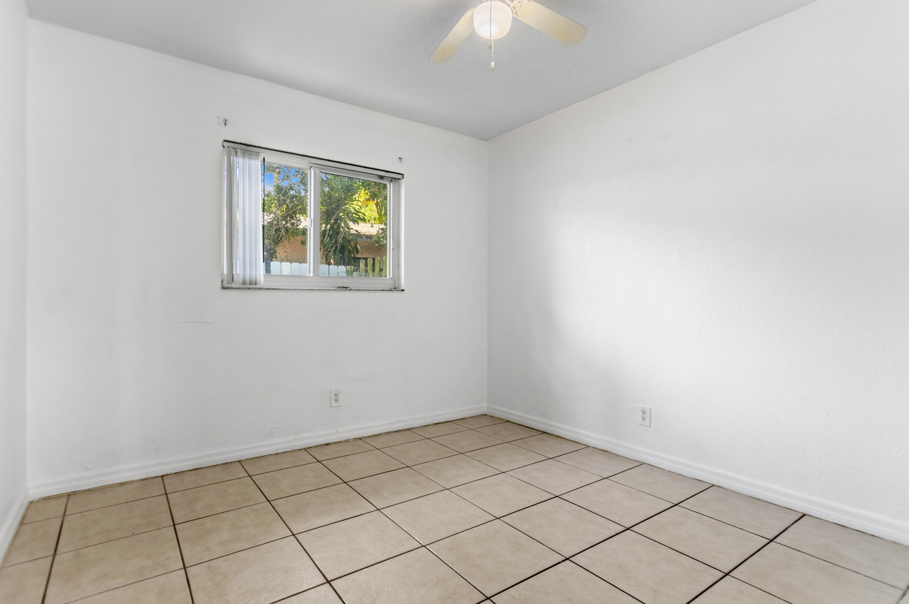 709 Sw 13th Avenue 2 Property Photo 14