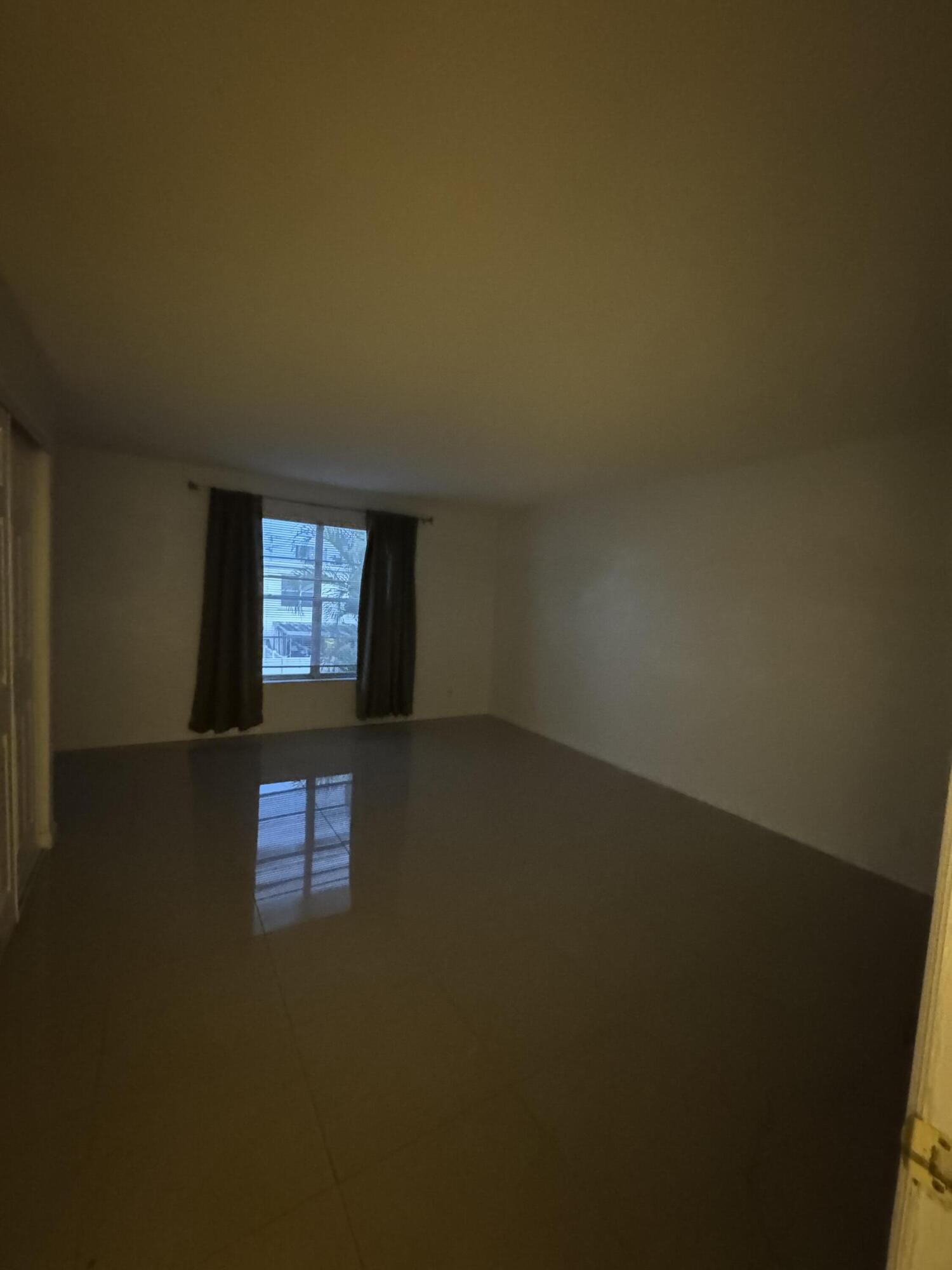 3904 Sw 67th Way Property Photo 16
