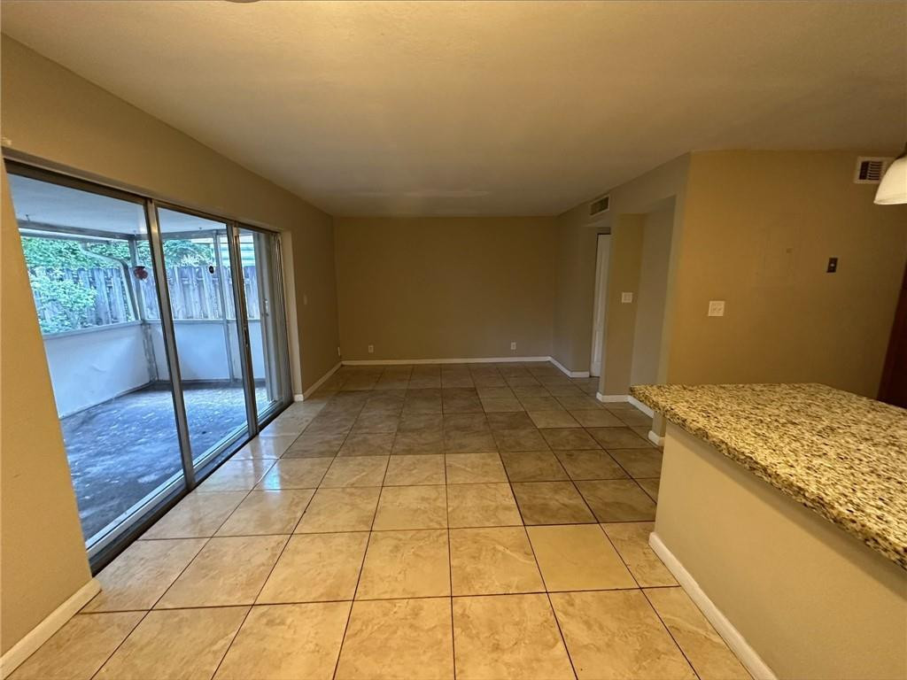 5614 Blueberry Court 173 Property Photo 6