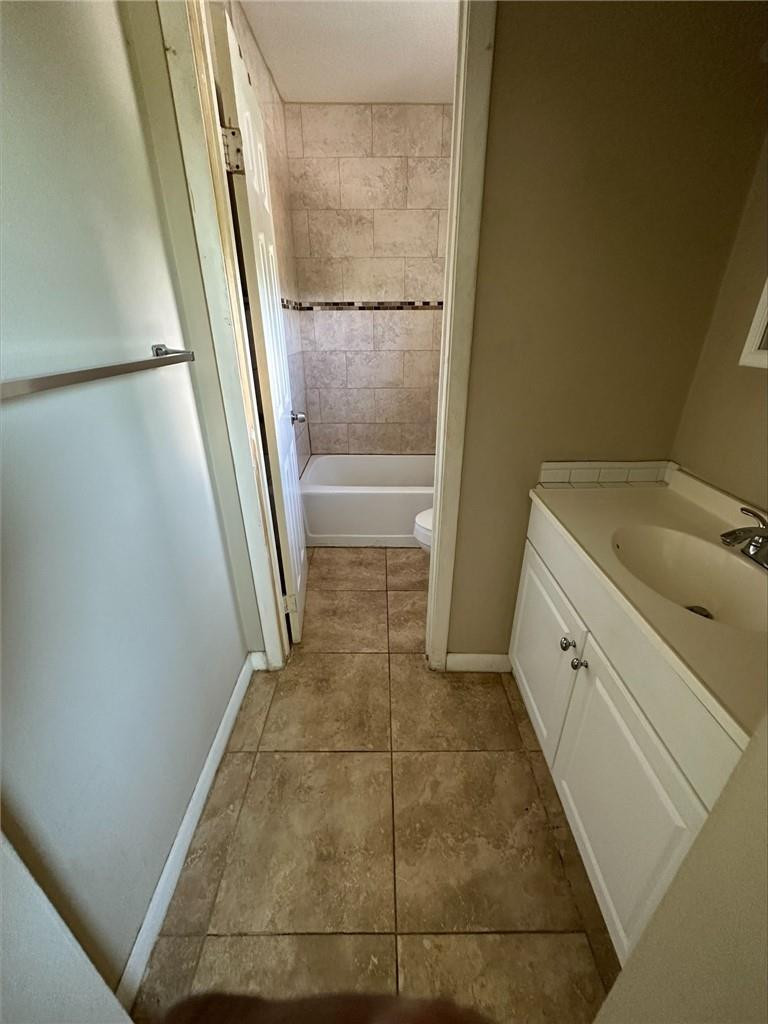5614 Blueberry Court 173 Property Photo 11