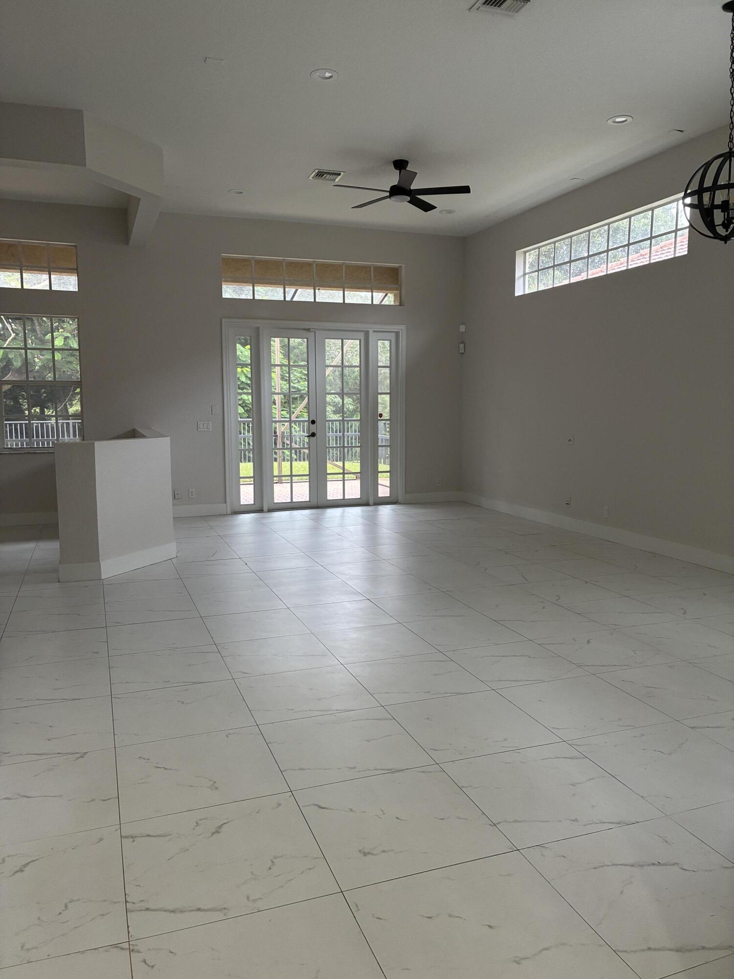186 Via Catalunha Property Photo 20