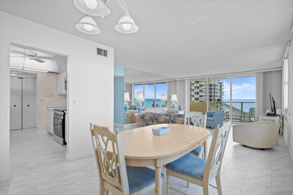 5440 N Ocean Drive 706 Property Photo 12
