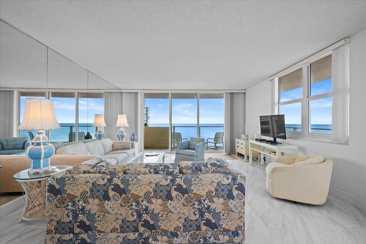 5440 N Ocean Drive 706 Property Photo 15
