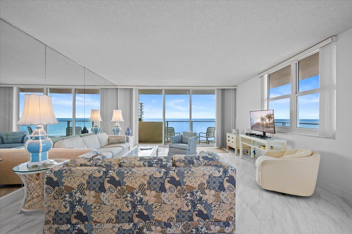 5440 N Ocean Drive 706 Property Photo 16
