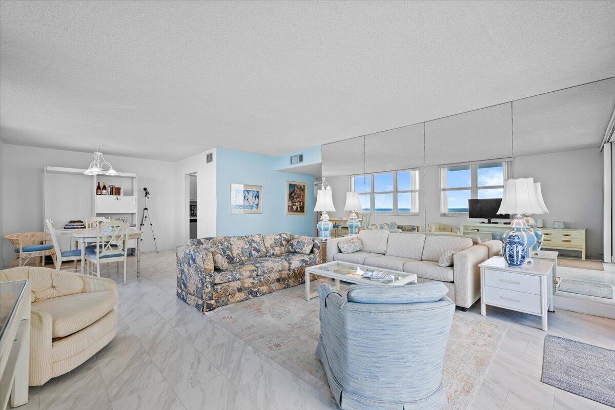 5440 N Ocean Drive 706 Property Photo 17