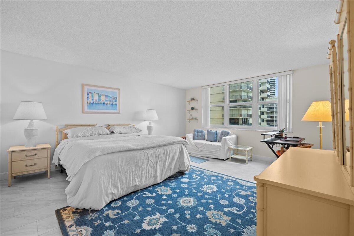 5440 N Ocean Drive 706 Property Photo 24