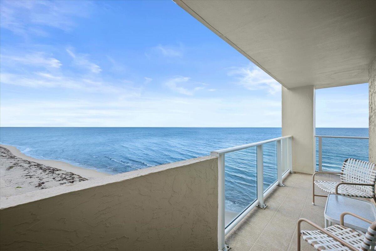 5440 N Ocean Drive 706 Property Photo 29