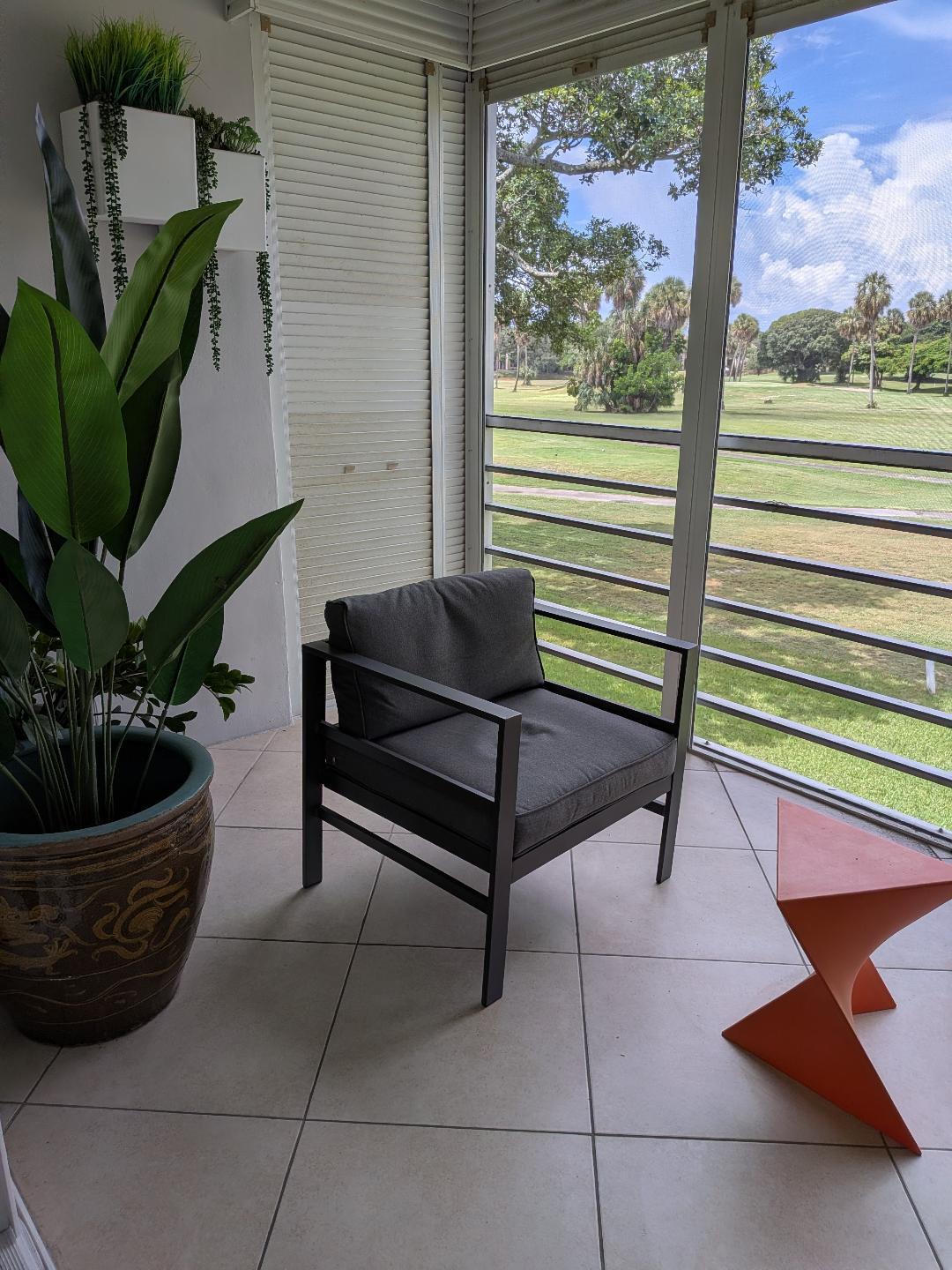 907 Cypress Terrace 205 Property Photo 15
