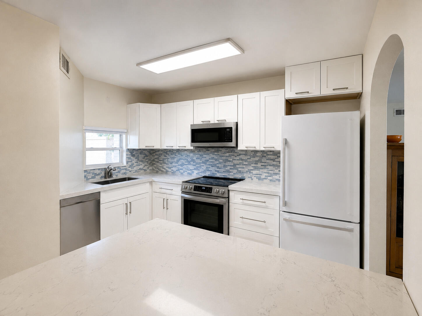 9411 N Hollybrook Lake Drive 309 Property Photo 4