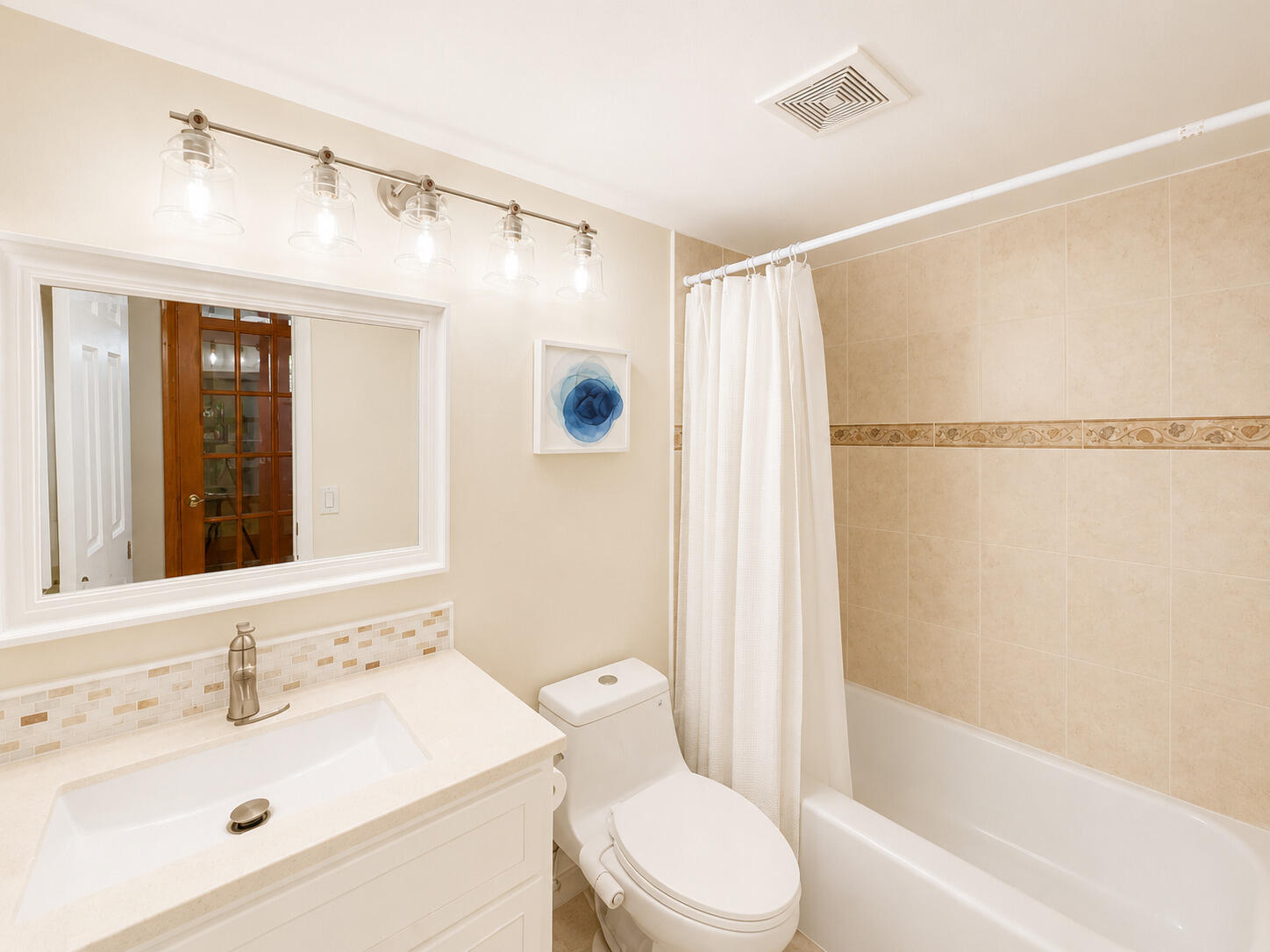 9411 N Hollybrook Lake Drive 309 Property Photo 12