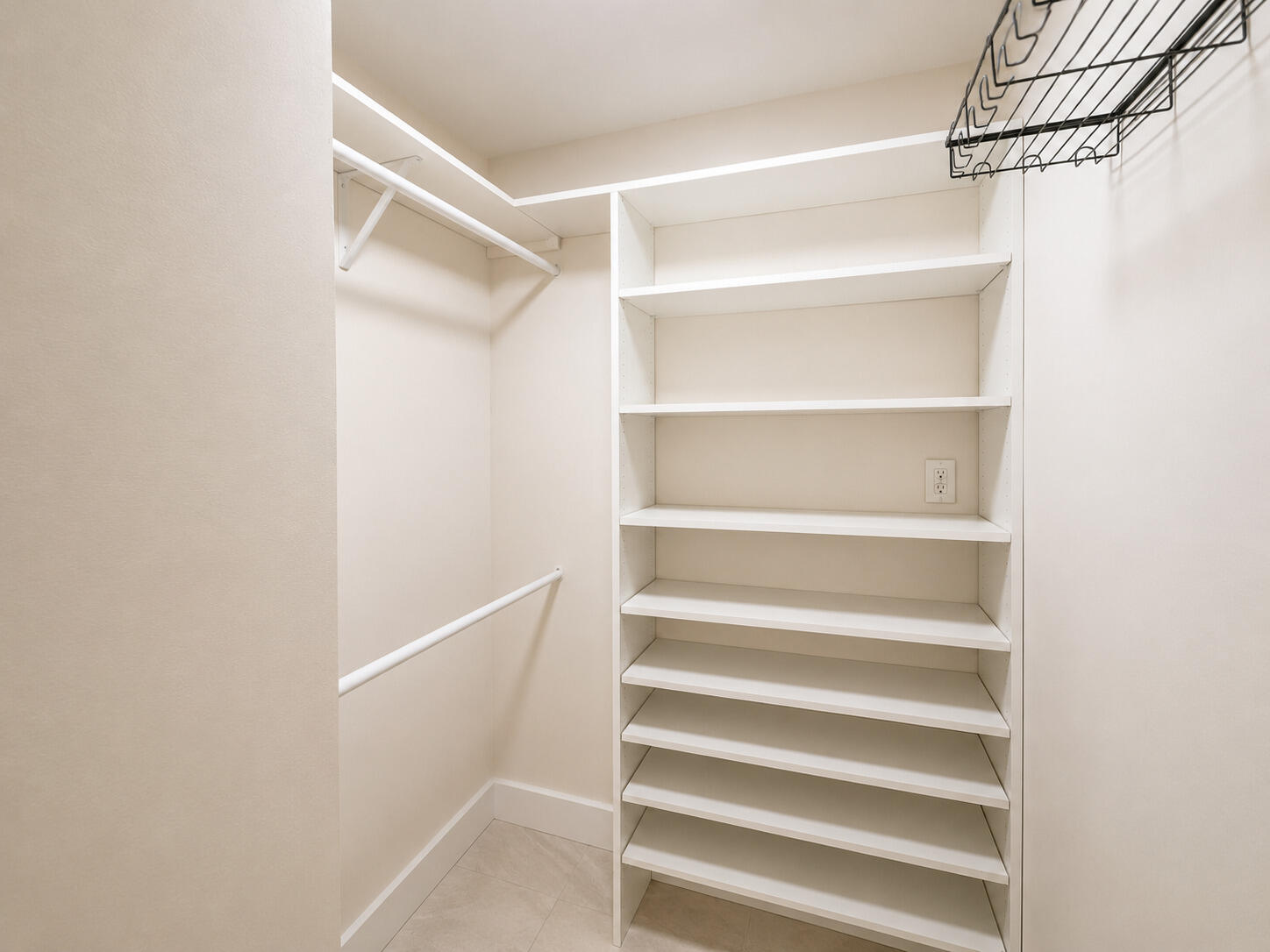 9411 N Hollybrook Lake Drive 310 Property Photo 10