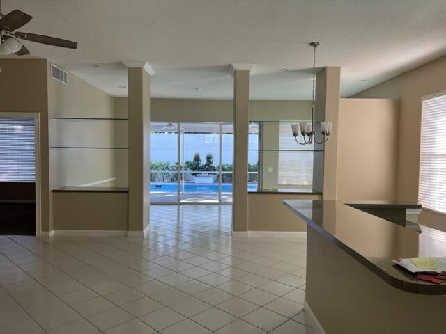 188 S Hampton Drive Property Photo 5