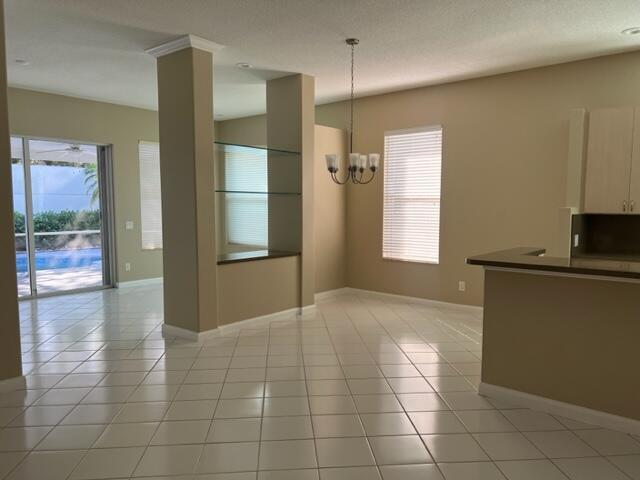 188 S Hampton Drive Property Photo 8