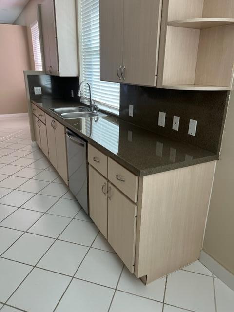 188 S Hampton Drive Property Photo 19