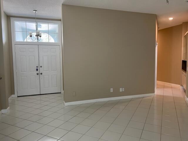 188 S Hampton Drive Property Photo 25