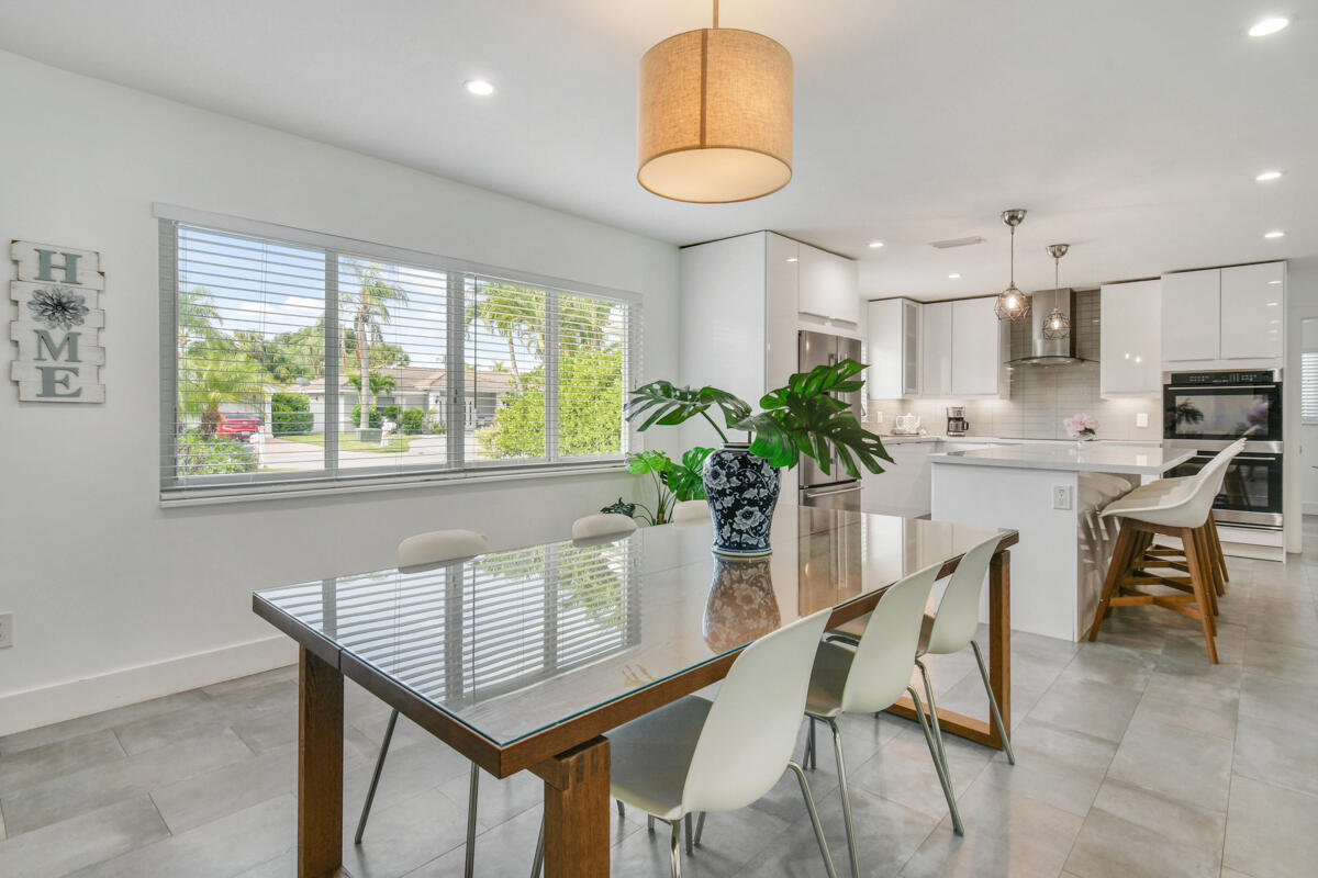1182 Beach Road Property Photo 6