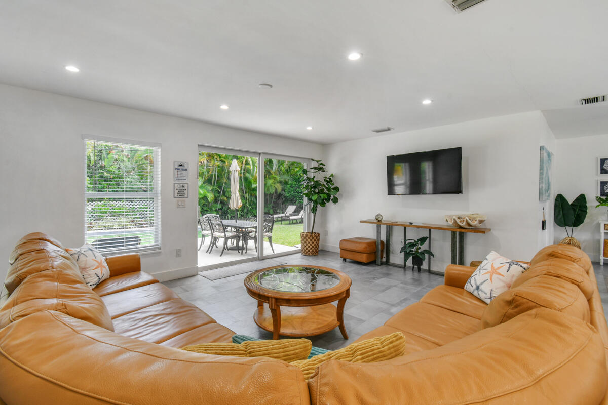 1182 Beach Road Property Photo 14
