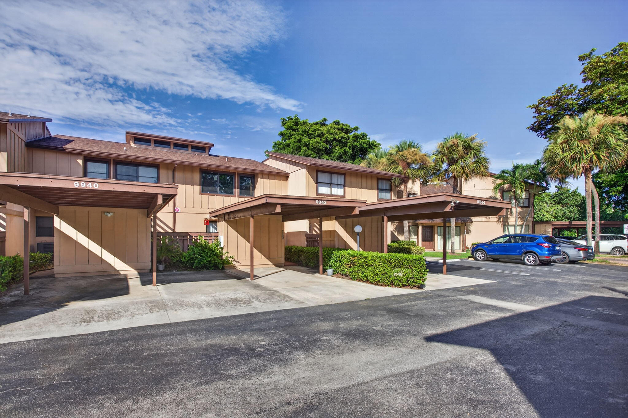 9942 Royal Palm Boulevard Property Photo 1