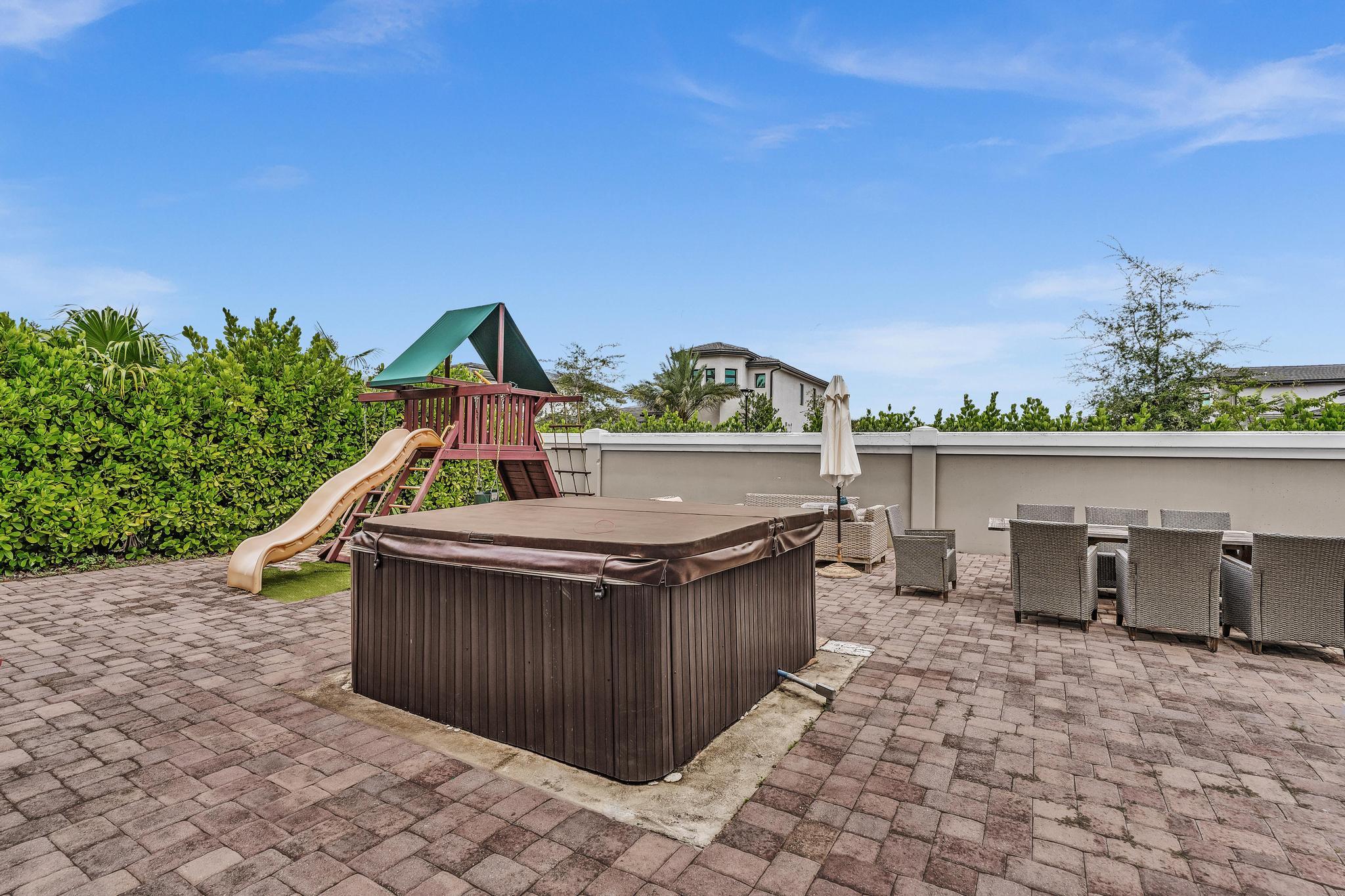 3521 Forest View Circle Property Photo 28