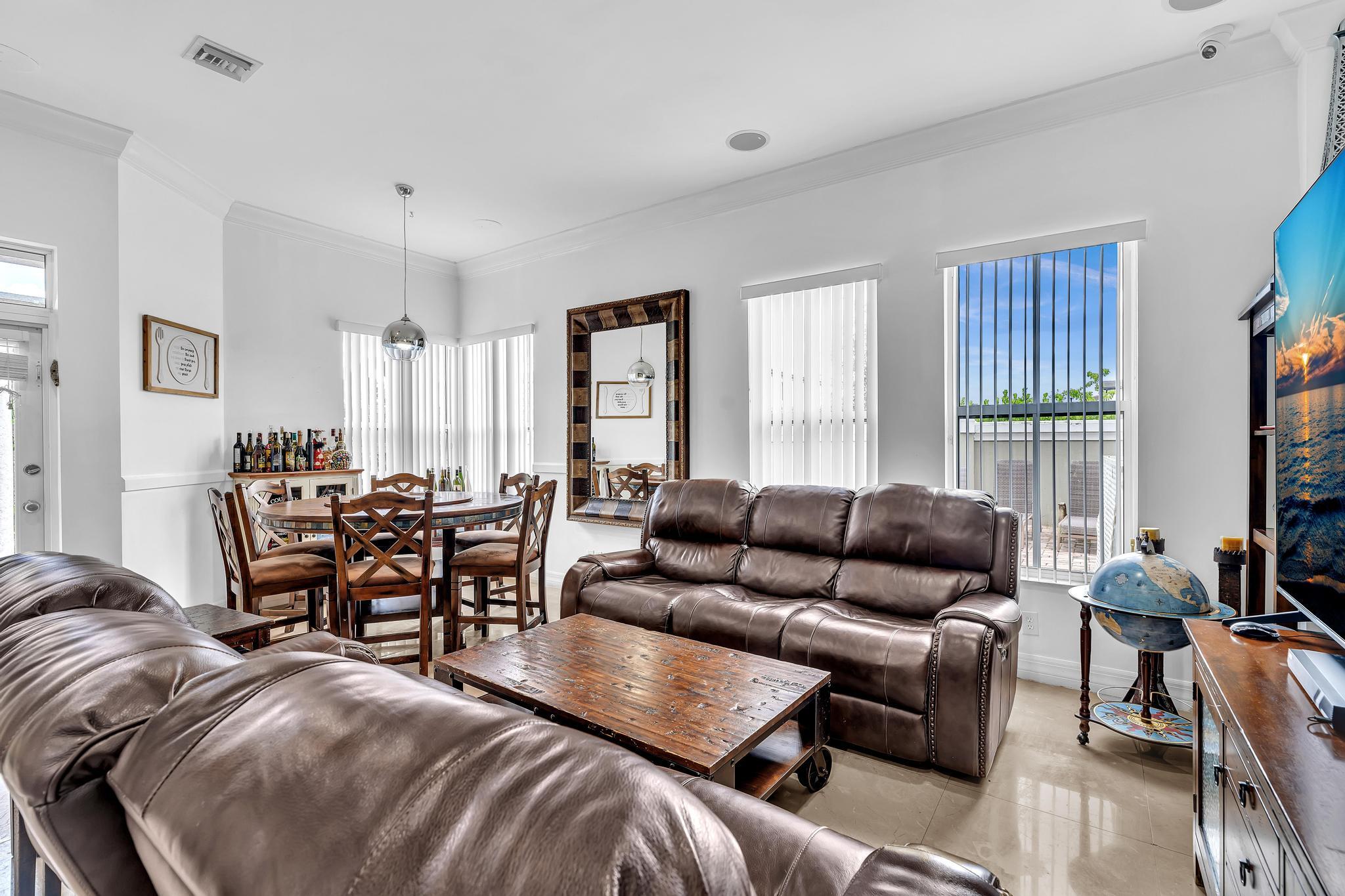 3521 Forest View Circle Property Photo 41