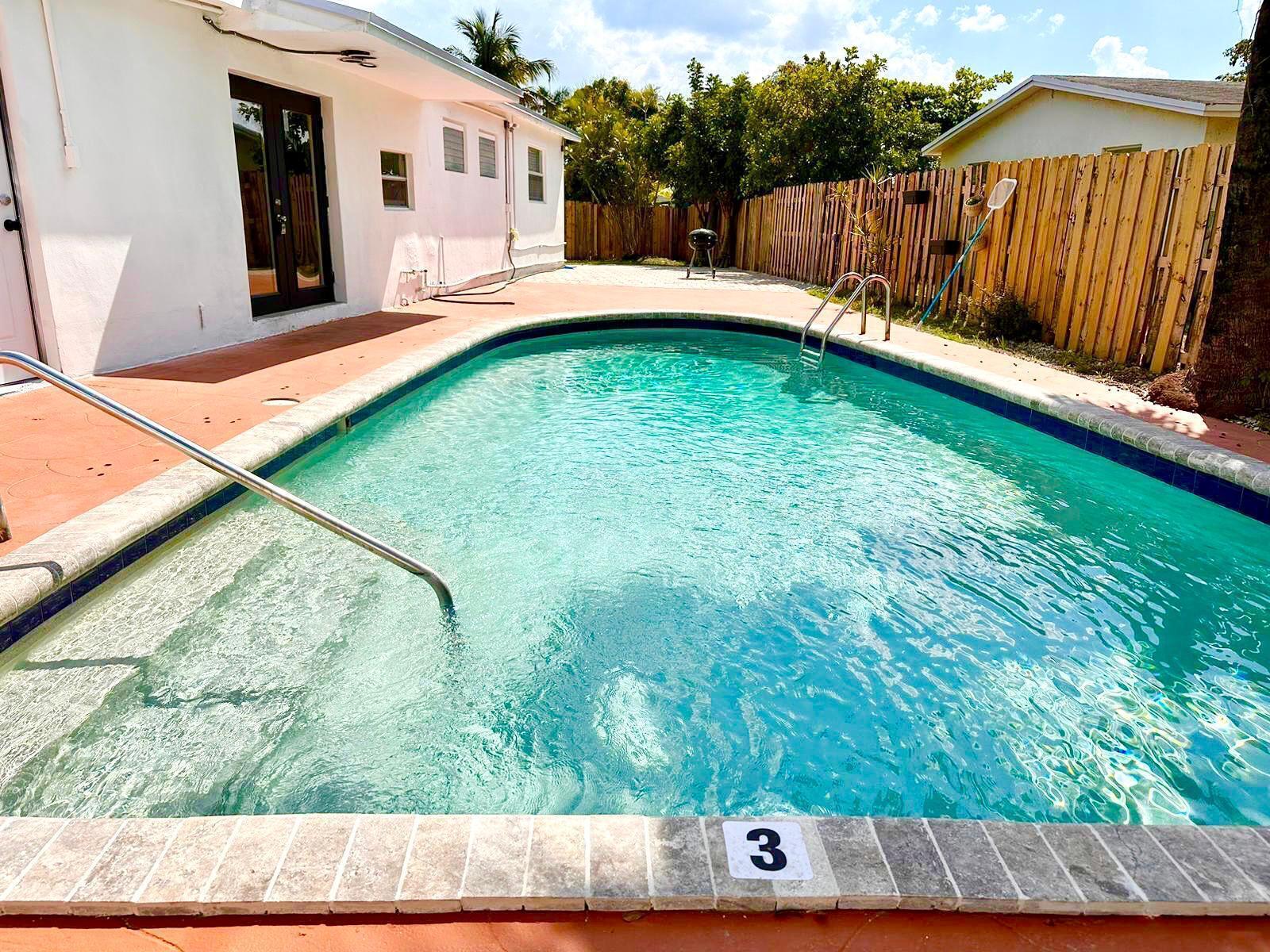 601 Nw 38th Street Property Photo 8
