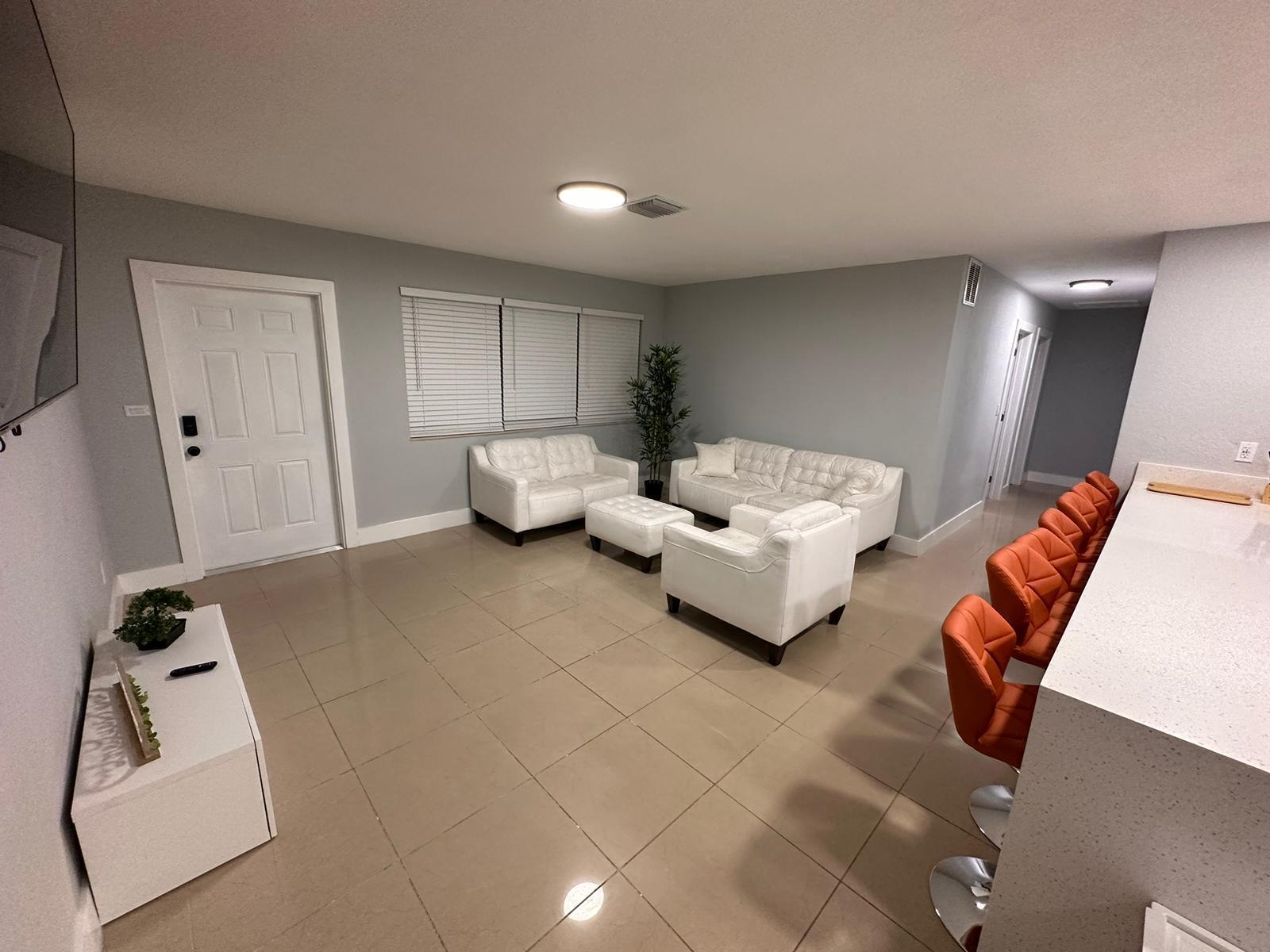 601 Nw 38th Street Property Photo 13