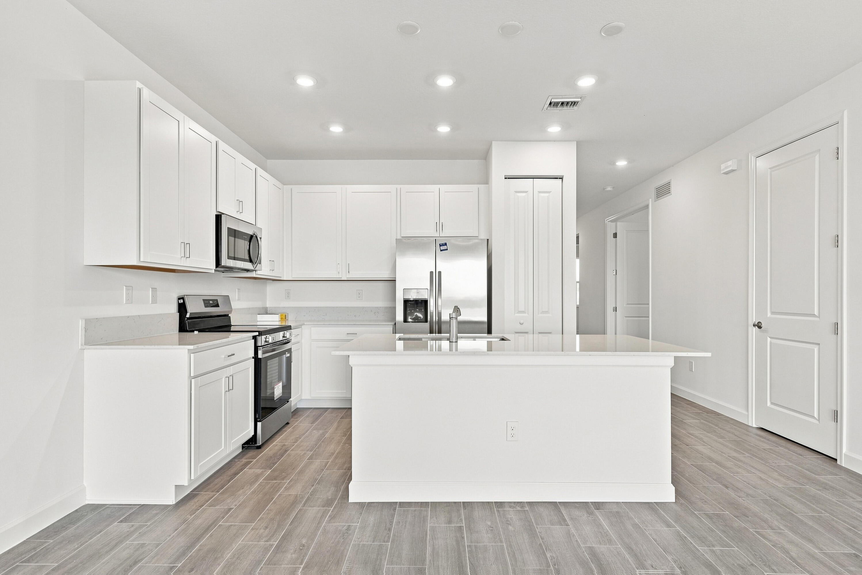 3538 Spanish Cedar Place Property Photo 3