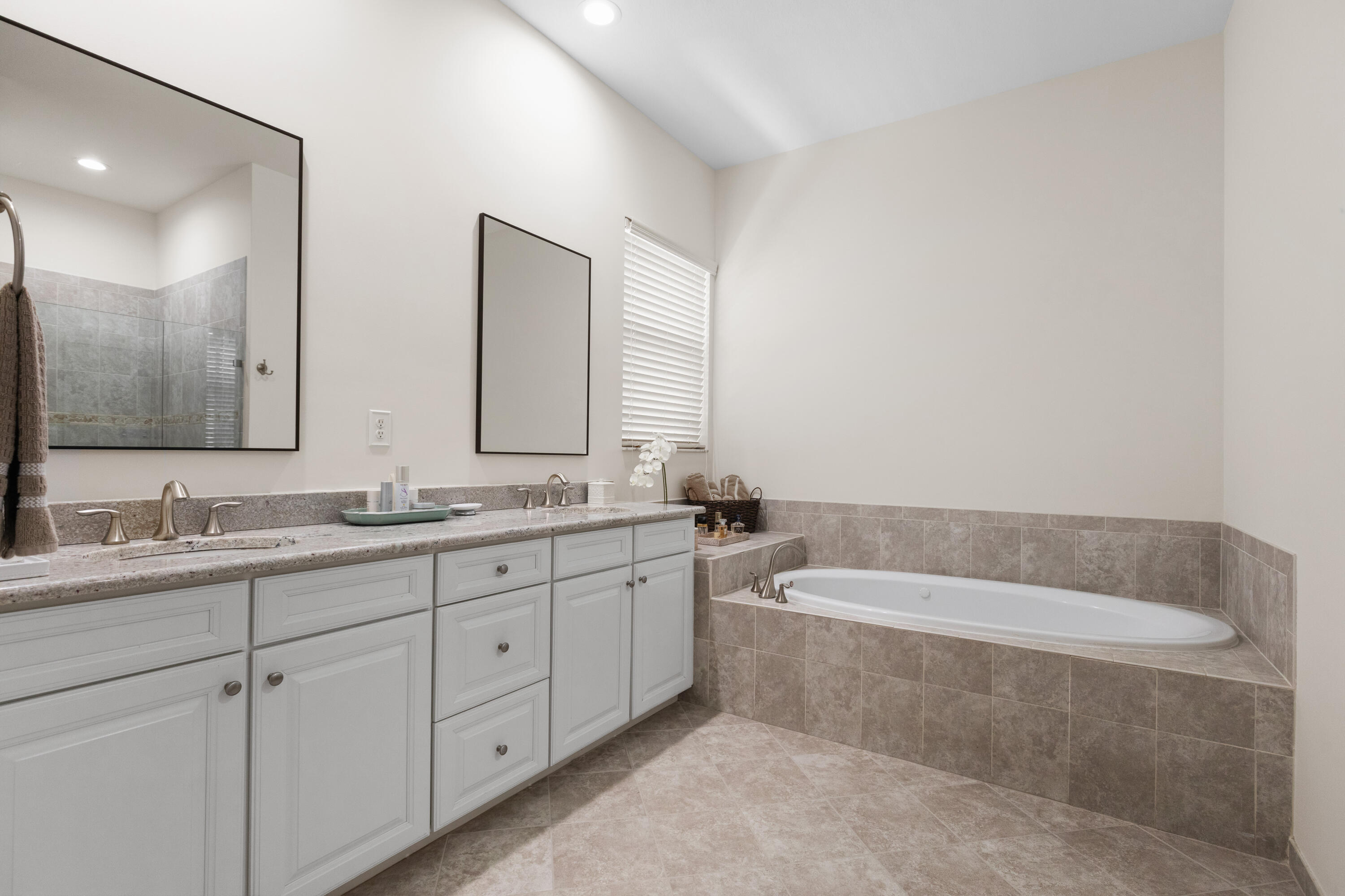 9131 Cattail Run Property Photo 40